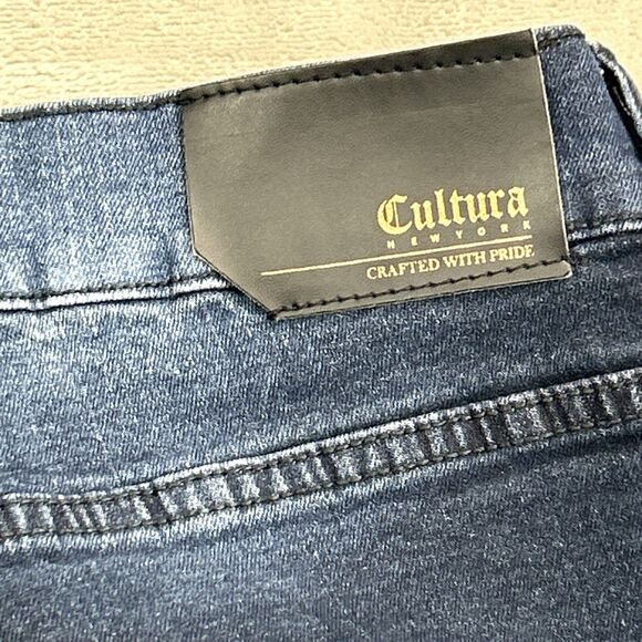 Cultura Jeans Men's Relaxed Fit 46 x 32 Dark Wash Distressed Denim Straight Leg - Picture 4 of 7